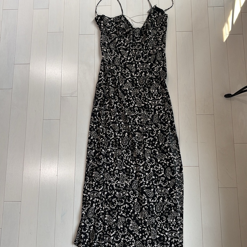 Elegant Black and White Paisley Dress